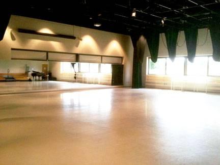 dance studio 1600 picture